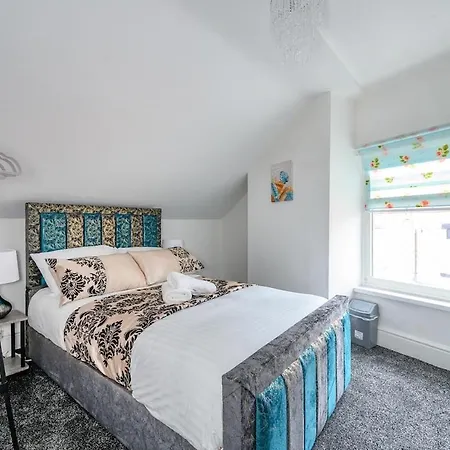 16pt2 - Tranquil And Calming In Armley Homestay