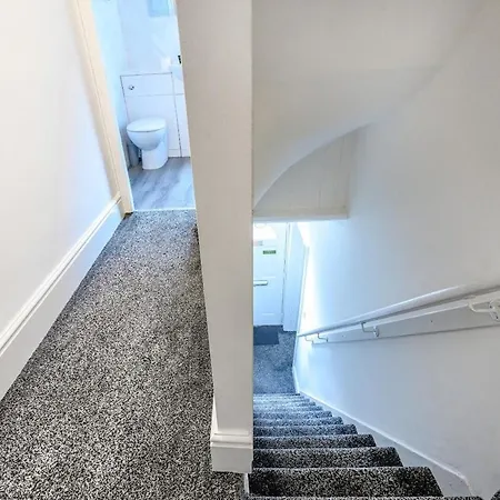 16pt2 - Tranquil And Calming In Armley Homestay *